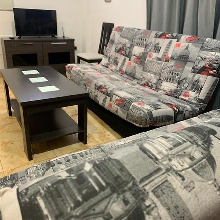 Vega Touris II Apartment Baeza Luaran gambar